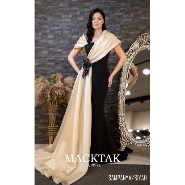 Three N 168 Evening Dress