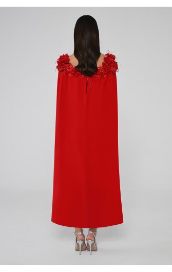 Çiçek Aksesuarlı Pelerinli B6708 Midi Elbise